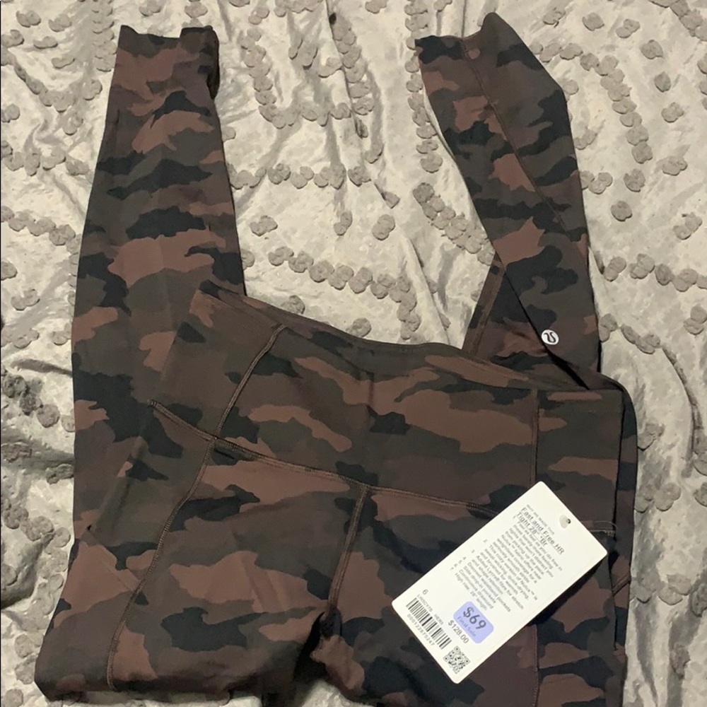 LULULEMON FAST AND FREE HR 28” SZ 6